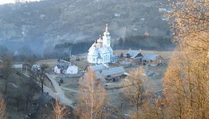 The village of Rososhka, Rakhov district, Transcarpathian region. Photo: Panoramio