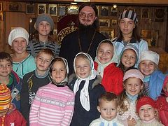 Guardian of the Family. Fr. Daniel Sysoev Through the Eyes of His Wife