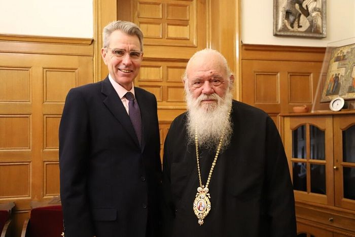 Archbishop Ieronymos with American Ambassador Geoffrey Pyatt. Photo: orthodoxianewsagency.gr