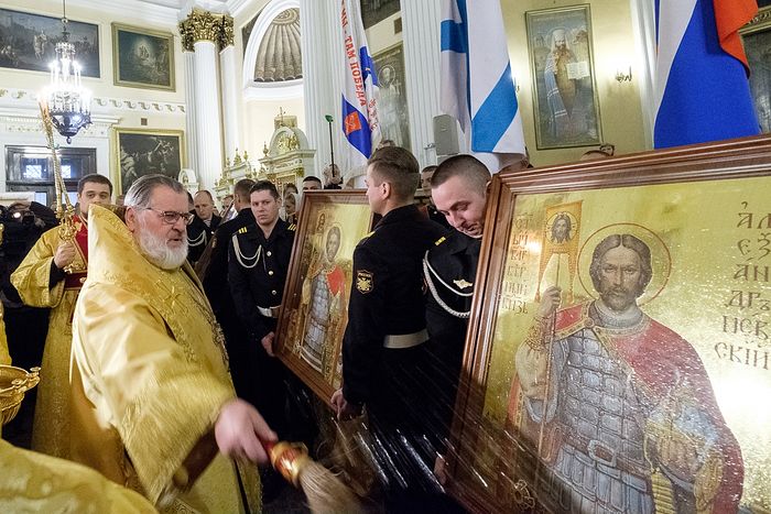 В Александро-Невской лавре состоялось освящение главных икон морской пехоты ВМФ России