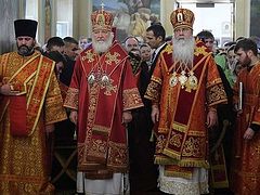 OCA celebrates 25th anniversary of Moscow representation church with Patriarchal Liturgy, symposium