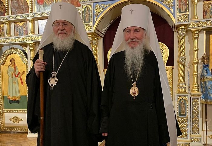 Met. Mark (left) with Met. Hilarion of ROCOR (right). Photo: orthodox-europe.org