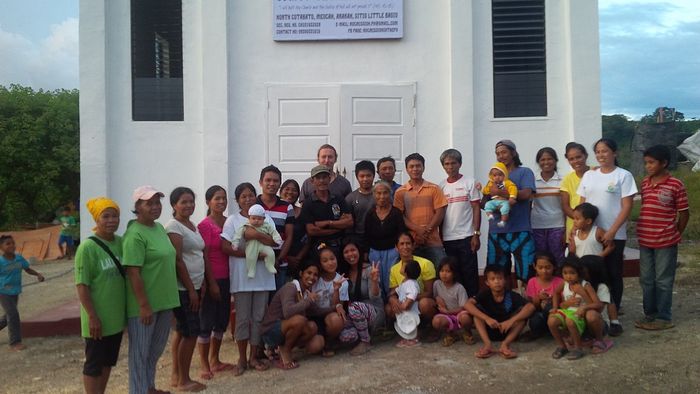 Οι ενοριακοί της Ορθόδοξης Εκκλησίας στο Μπιτς Μπάγκουο (Μιντανάο, Φιλιππίνες)