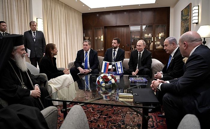 Патриарх Иерусалимский Феофил принял участие во встрече Владимира Путина с матерью осужденной в России гражданки Израиля