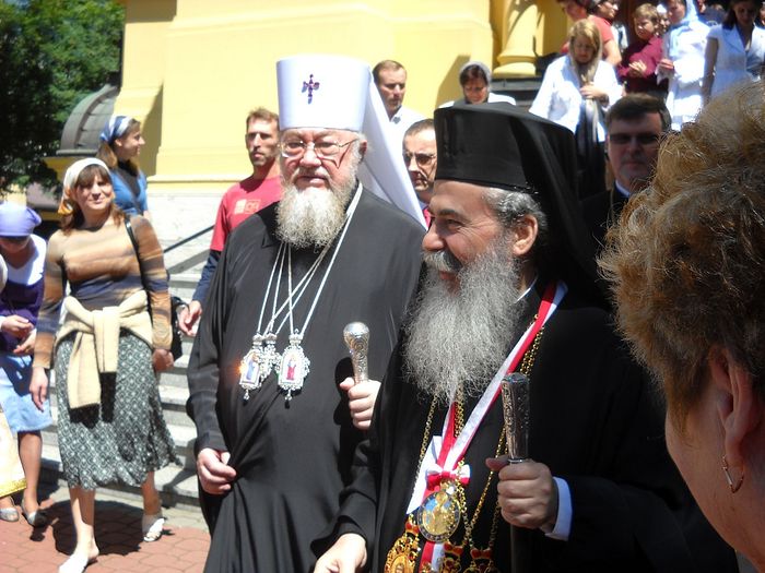 Met. Sawa with Pat. Theophilos in 2010. Photo: wikipedia.org