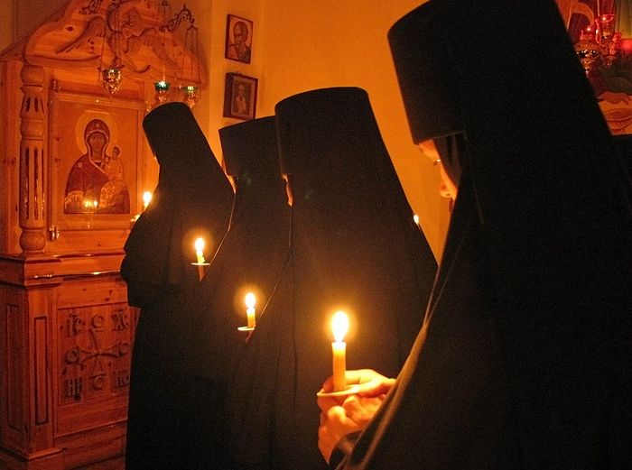 Μεγάλη Τεσσαρακοστή στο μοναστήρι τής Γεννήσεως τής Παναγίας στο Ζβέρκι τής Πολωνίας. Φωτογραφία: Γιαροσλάβ Χάρκεβιτς