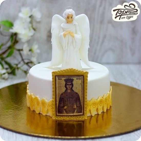 «Торт на крещение – Ангел». Возможно, съедобен не только ангел, но и икона святой, в честь которой, вероятно, крещен младенец