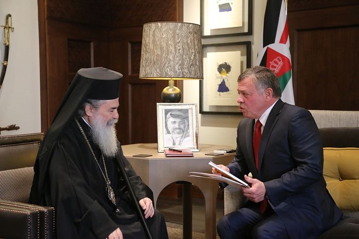 His Beatitude Patriarch Theophilos of Jerusalem with King Abdulalh II of Jordan. Photo: romfea.news