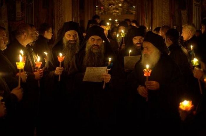 Во всех афонских монастырях одновременно помолятся об избавлении мира от пандемии