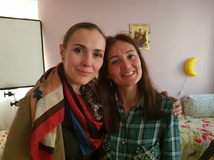 Режиссер Елена Пискарева и актриса Елена Панова в Доме для мамы. 