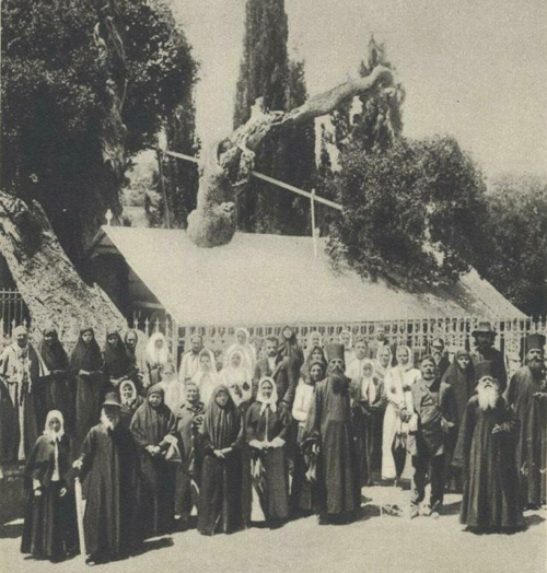 Русские паломники в Иерусалиме. Фото начала ХХ века