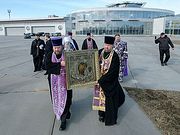 Митрополит Санкт-Петербургский Варсонофий совершил облет Северной столицы с Казанской иконой Божией Матери