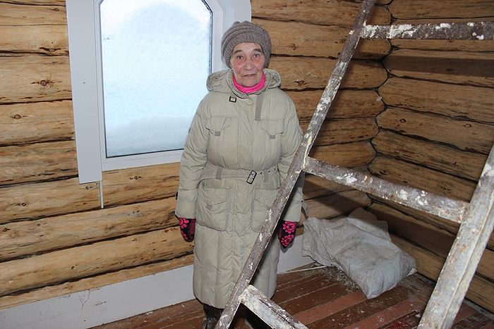 Мария Артеева в часовне деревни Даниловка