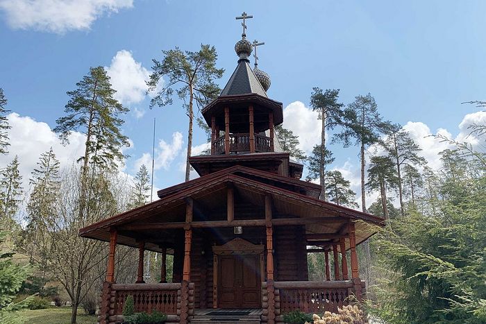 В 75-ю годовщину Победы в Великой Отечественной войне Святейший Патриарх Кирилл совершил заупокойную литию по погибшим воинам