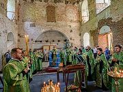 Спустя век после закрытия в восстанавливаемом соборе Свято-Духова монастыря Вологды состоялось архиерейское богослужение