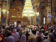 Romania gives green light for services to be held inside churches again
