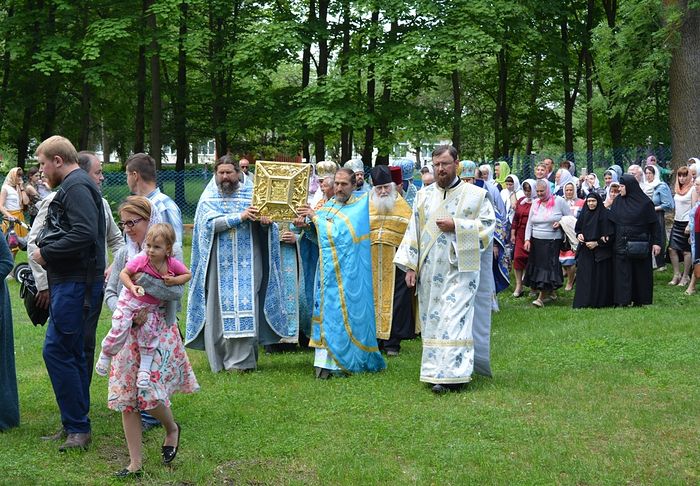 Procession with the Viliya icon