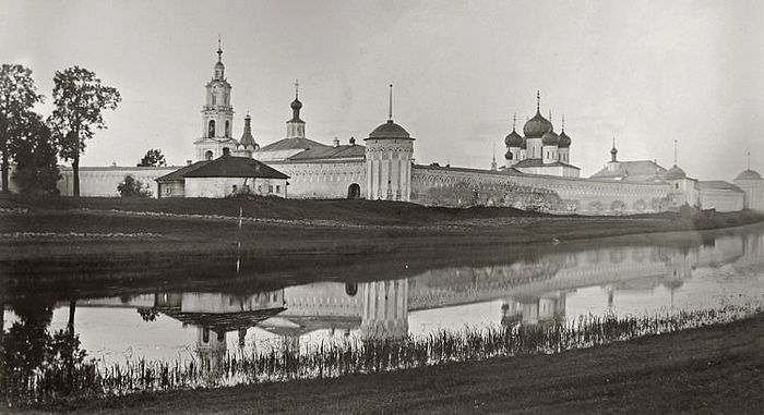 Троицкий Макарьев монастырь в Калязине, фото (ок. 1908 г.)