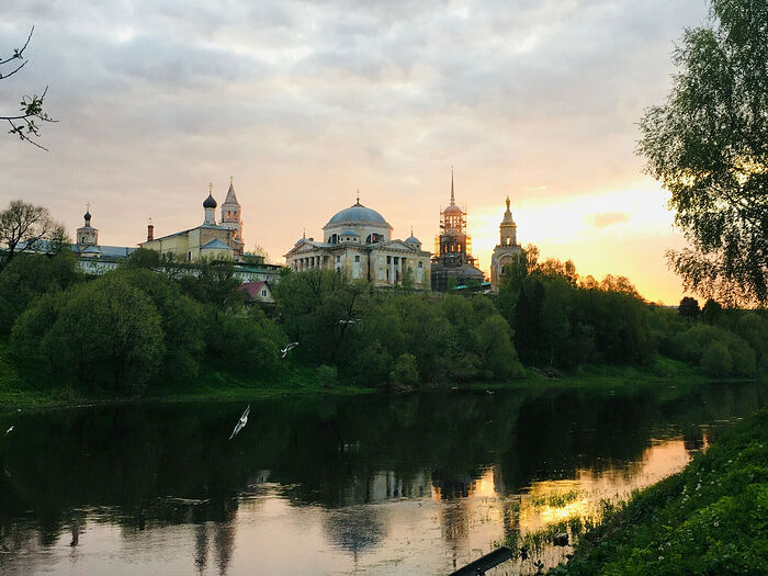 Торжок. Вид на Новоторжский Борисоглебский монастырь