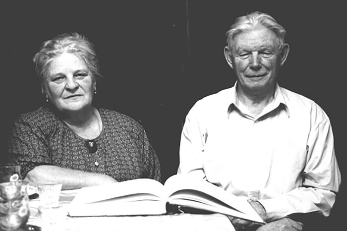 Ирина Николаевна и Николай Николаевич Третьяковы. 2002 год.