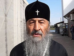 Ο Προκαθήμενος της Ουκρανικής Ορθοδόξου Εκκλησίας: δεν επιτρέπεται οι κουκουλωμένοι με ρόπαλα να επιτίθενται κατά γιαγιάδων και γυναικών
