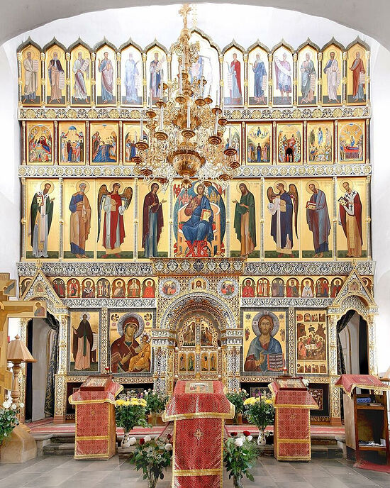 Τέμπλο του ιερού ναού της Αγίας Τριάδος στο Χοχλί της Μόσχας, έχει σχεδιαστεί από τον Αλεξάντρ Λαβντάνσκι