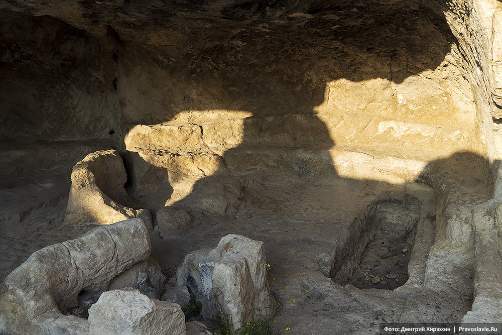 Cave city of Eski-Kermen