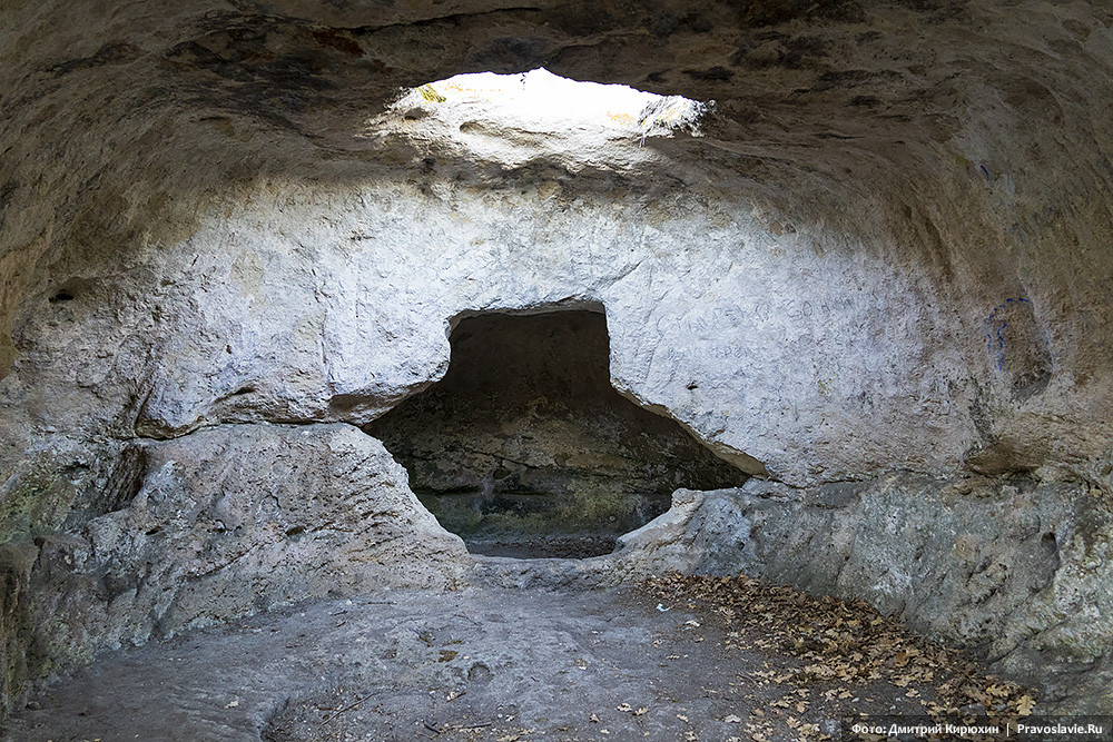 Dans l'une des grottes de la ville d'Eski-Kermen