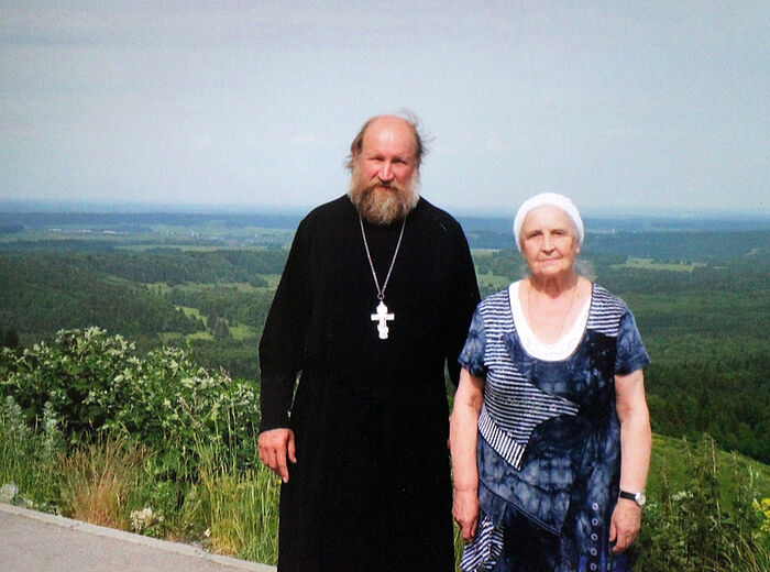 Отец Александр Караваев и Вера Николаевна Данилова