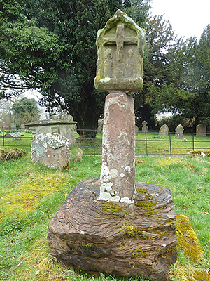 Древний крест в Хентленде, Херефордшир