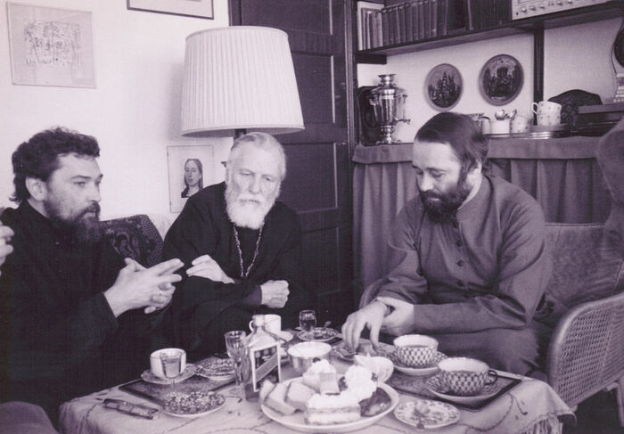Fr. Sergey Ovsyannikov and Fr. Alexis Voogd (the first two priests of the parish) with Bishop Simon in Fr. Alexis’ house. The parish was founded by Fr. Alexis and his wife.
