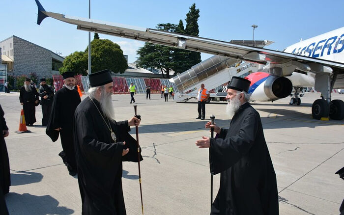 Η συνάντηση των Σέρβων ιεραρχών – συνάντησε ο αδελφός τον αδελφό