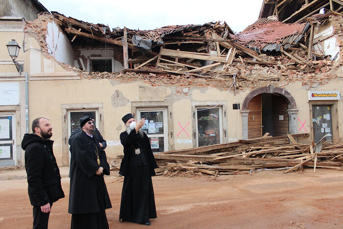 Православные архиереи Хорватии посетили пострадавших от землетрясения