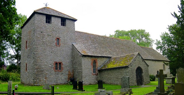 Церковь Св. Тейло в Лландейло-Грабан, Уэльс