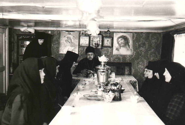 Η πρώτη τραπεζαρία του μοναστηριού της εικόνας της Παναγίας «Καζάνσκαγια» και του Οσίου Τρύφωνα