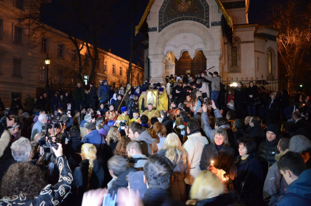 Γιορτή με αφορμή την αγιοκατάταξη του μακαριστού αρχιεπισκόπου του Μπογκουτσάρωβ Σεραφείμ (Σόμπολεφ). Σόφια, 25–26 Φεβρουαρίου 2016. Θρησκευτική πομπή με την εικόνα του Αγίου Σεραφείμ του Μπογκουτσάρωβ από τον Ι. Ναό του Αγίου Νικολάου – Μετόχι της Ρωσική