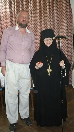 Abbess Moisseia with the author, V. Nikolaev, during the Paschal meal of 2016
