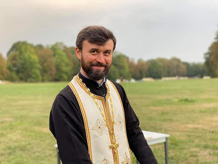 Priest John Dimitrov. The evening service in the field. Congress of the French Orthodox Youth, September 20, 2020