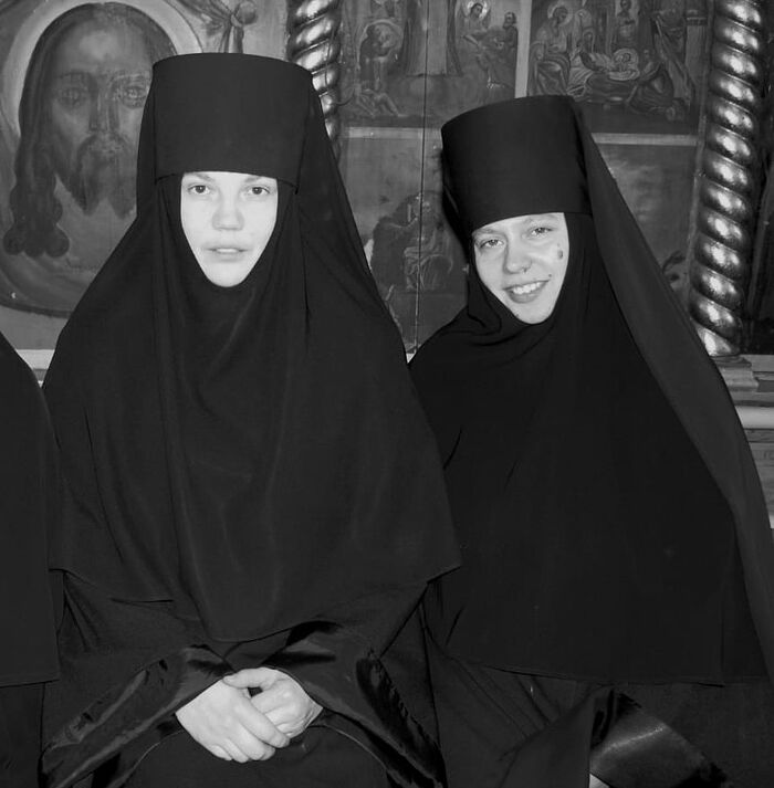 Mothers Elizabeth and Fevronia (right)