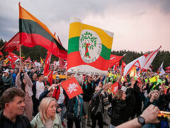Lithuanian president addresses rally against 'genderist propaganda', backs traditional families