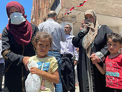 Russian Church offers humanitarian aid to suffering Syrian children