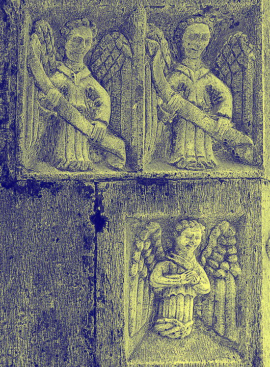Резные фигуры ангелов в соборе Св. Брендана в Клонферте, Ирландия