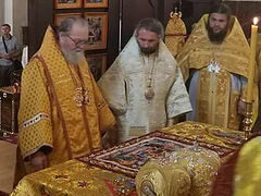 Czech and Ukrainian hierarchs consecrate new altar at Prague cathedral