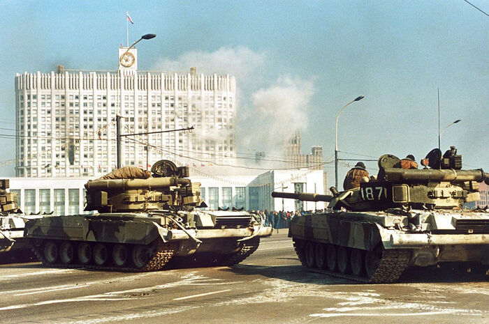 Расстрел Дома правительства Российской Федерации из танков