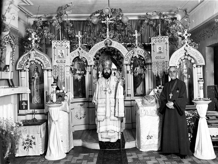 Ονομαστική εορτή του Αγίου Ιωάννη. Σαγκάη, έτος 1943