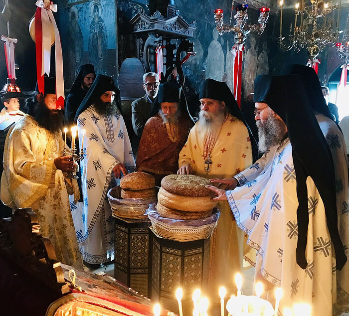 Fr. Chrysostomos is second from the right. Photo: piraeuspress.gr