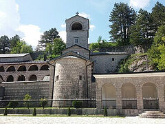 Montenegro: Cetinje authorities to discuss transferring Orthodox monastery to schismatics