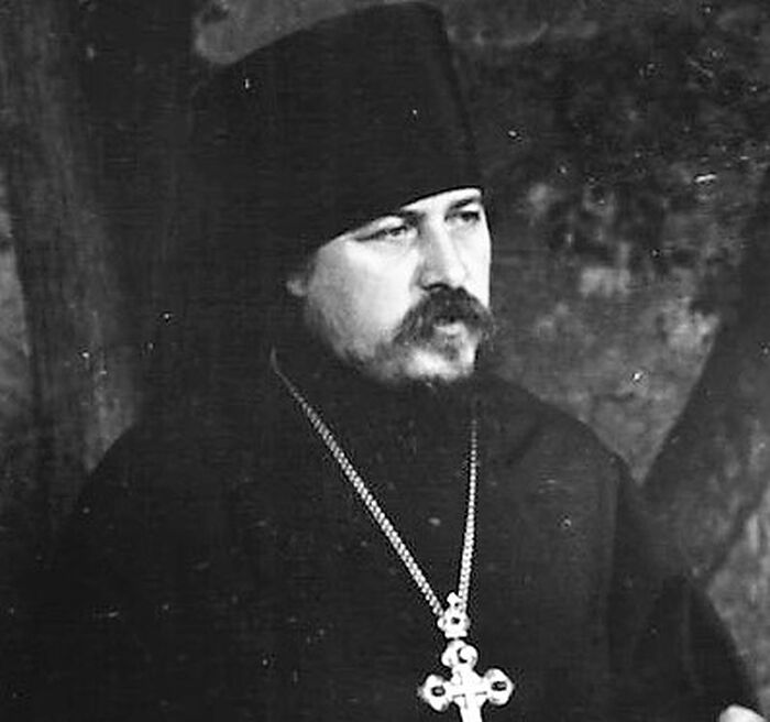 Священник Александр Половецкий
