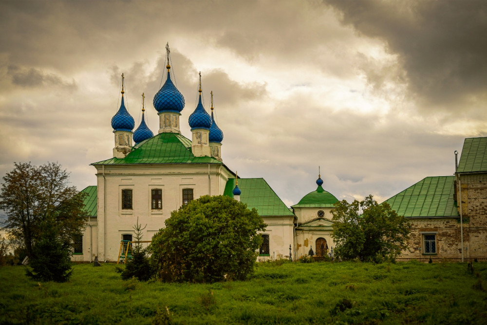 Ο Ιερός Ναός της Παναγίας του Σμολένσκ