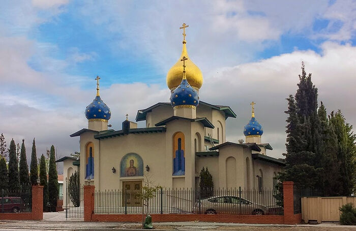 Храм в честь Всех святых, в земле Российской просиявших, в Бурлингейме
